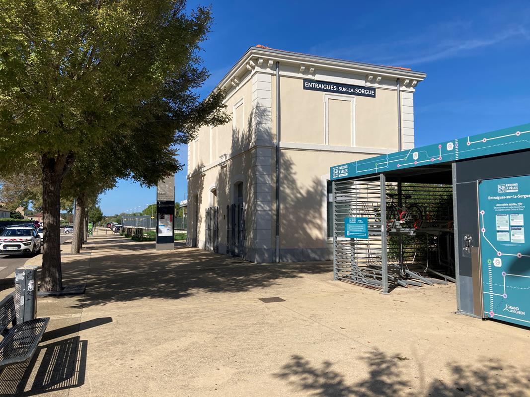 Gare d'Entraigues-sur-la-Sorgue